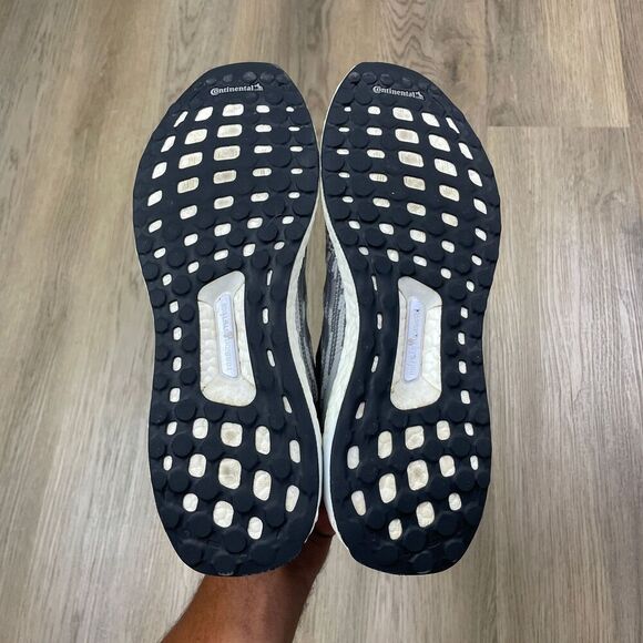 Adidas Women's Gray Running Shoes - Picture 7 of 8